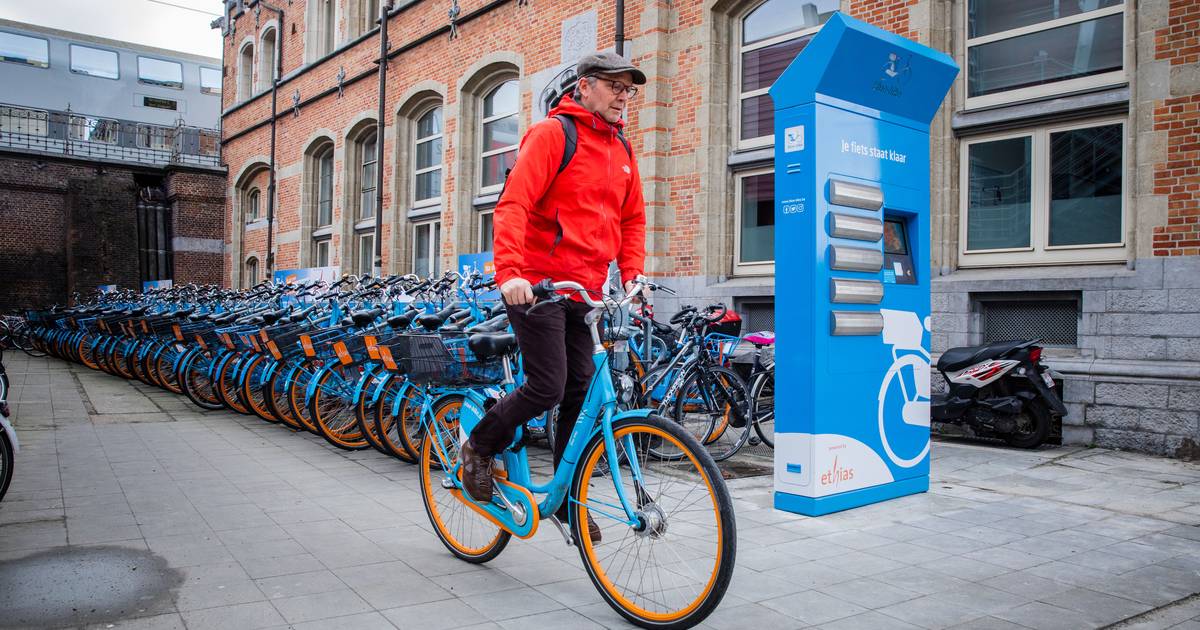 optocht Altijd boerderij Blue Bike wil aanbod blauwe deelfietsen verder uitbreiden in Gent | Gent |  pzc.nl