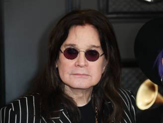 Ozzy Osbourne geeft update na zijn levensveranderende operatie: “Tegenwoordig kan ik mijn hoofd omhoog houden”