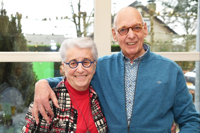 Het diamanten bruidspaar Schuurmans-Molenschot geniet nog van elke dag. Foto Jan Stads/Pix4Profs