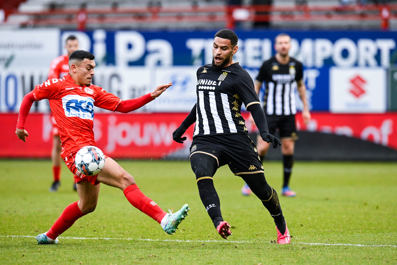 Nayel Mehssatou en KV Kortrijk gaan de boot in tegen Charleroi
