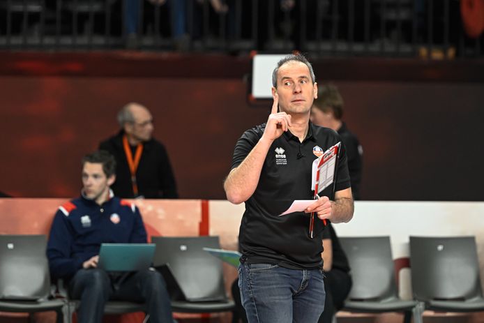 Kris Vansnick met het waarschuwend vingertje: "De play-off-competitie wordt keihard."