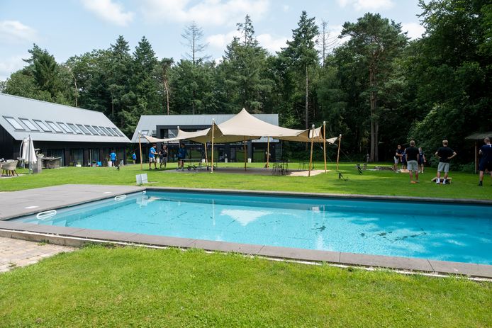 De hoteltuin in Epe.