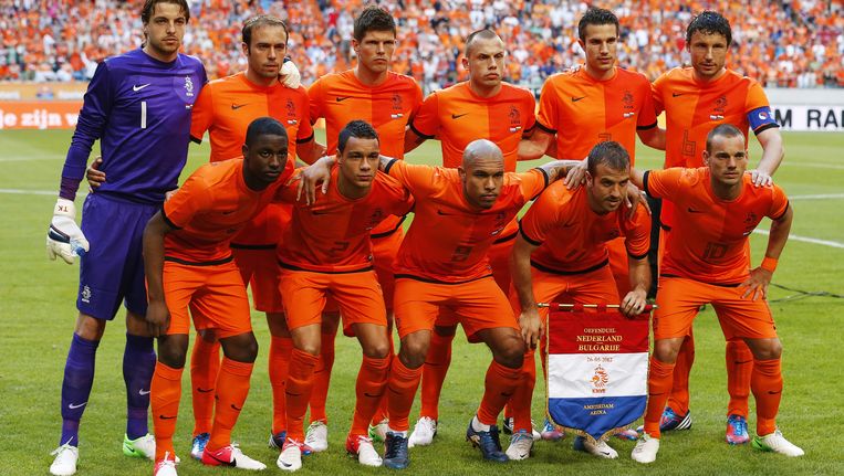 Ek Selectie Oranje Strijkt Neer In Hoenderloo De Volkskrant