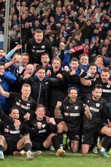 Sensatie! Bekersprookje amateurs Spakenburg duurt voort na megastunt bij FC Utrecht