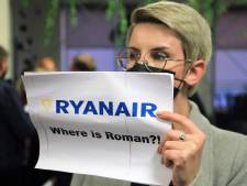 Ryanair onder vuur nadat vliegtuig met kritische journalist gedwongen landt in Belarus