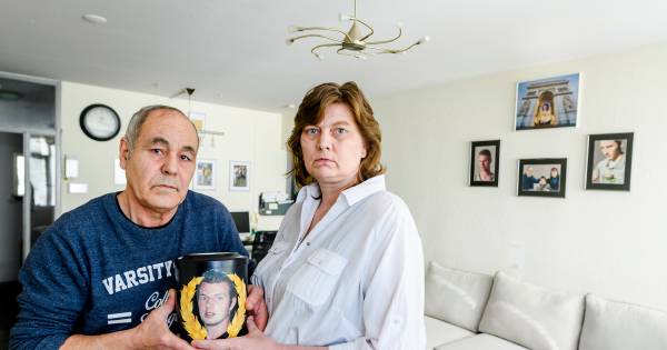 Krijgen de ouders van Leon Groeneweg (19) ooit de waarheid te horen over de dood van hun zoon?