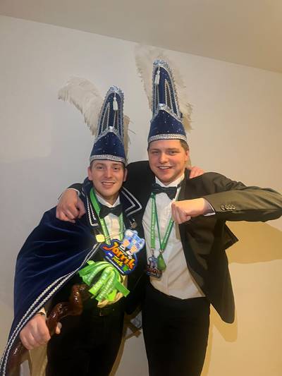 Jorrik en Rick voeren Greune Köttelpeerkes aan