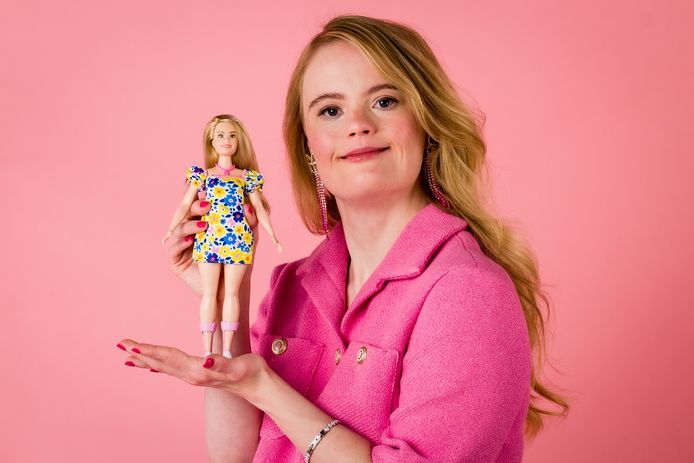 Maak een naam komen bewonderen Barbie heeft nu ook pop met syndroom van Down | Instagram | AD.nl