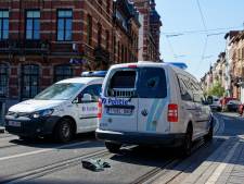Le jeune qui avait volé l'arme d'un policier lors des émeutes à Anderlecht s'est rendu
