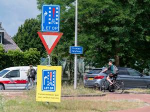 Geen rotonde op gevaarlijke kruising in Enschede-Zuid, maar wat moet dan wel ongelukken voorkomen? 