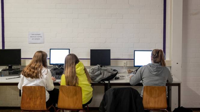 Laat leerlingen pas later keuze maken voor middelbare school, vindt deze partij: ‘Biedt ze meer kansen’