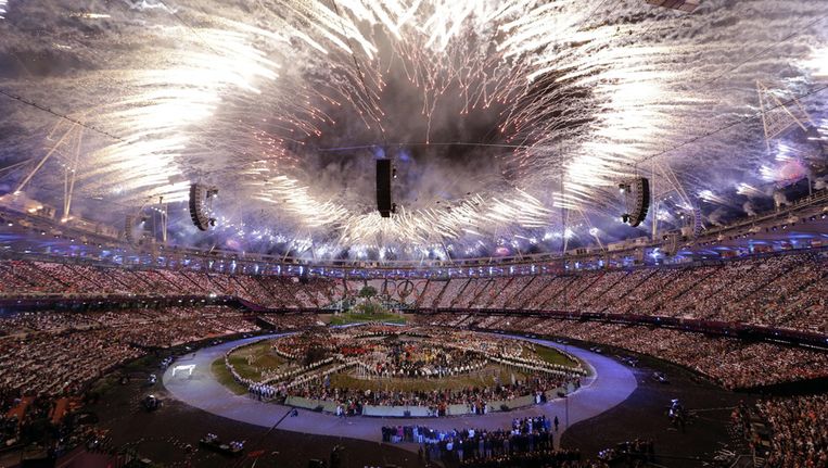 Het Olympisch Stadion in Londen tijdens de openingsceremonie, ruim twee weken geleden. Beeld ap