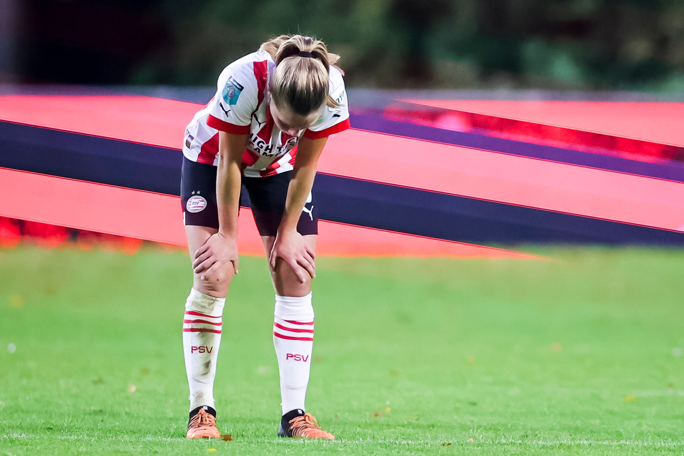 PSV Vrouwen ging onderuit tegen FC Twente.