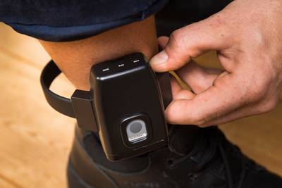 Enkelband voor digitale kinderlokker (19) uit Bavel