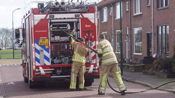 Brand in schuur Bunschoten, brandweer voorkomt ergere afloop
