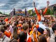 Het Matrixx Oranjefeest op de Trans in Arnhem trok dit weekend veel (jong) publiek.