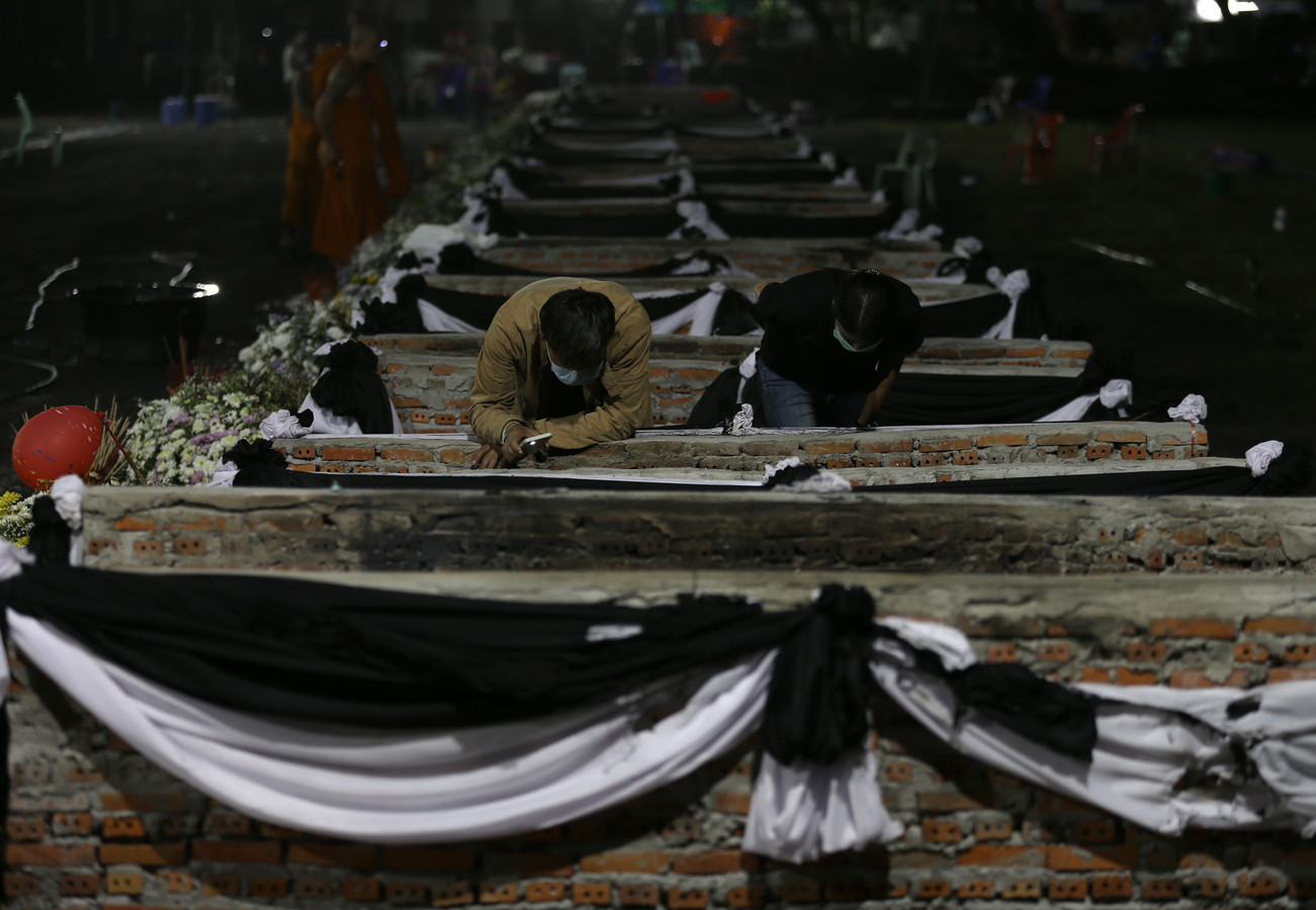 Emotionele Foto S Tonen Afscheid En Crematie Van Slachtoffers