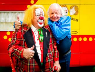 Bassie en Adriaan zoeken hun grootste fan via online quiz