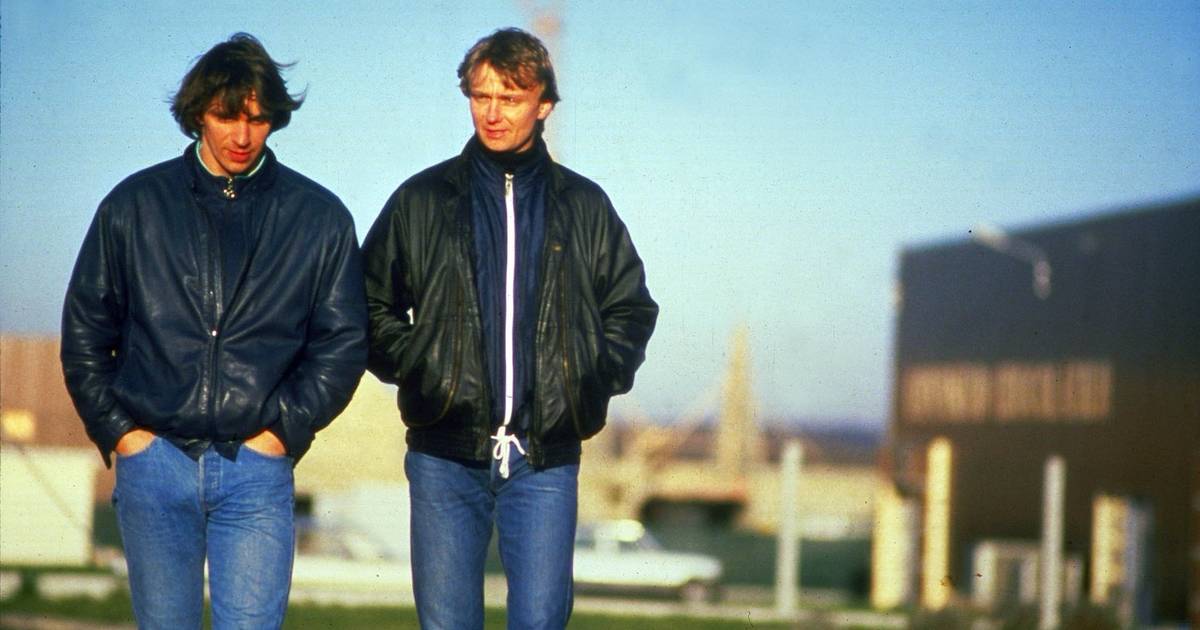 Holleeder wilde parlementair journalist worden Show