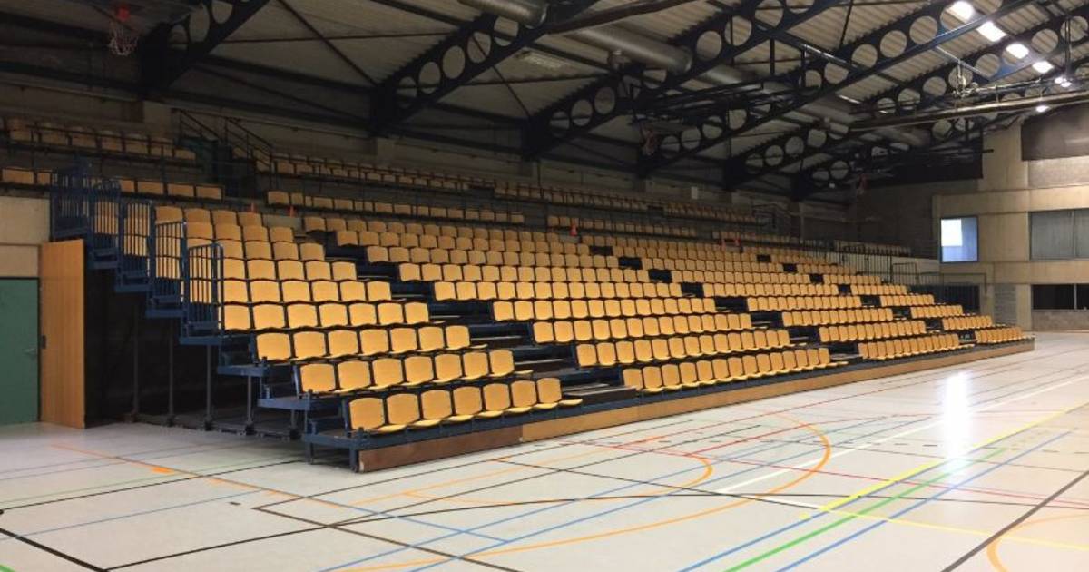 Hoe een klein dorp als De Krim ineens een uitschuifbare tribune voor 550 man op de kop tikte