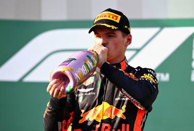 Verstappen: Twintig rondes achter Hamilton aan getourd