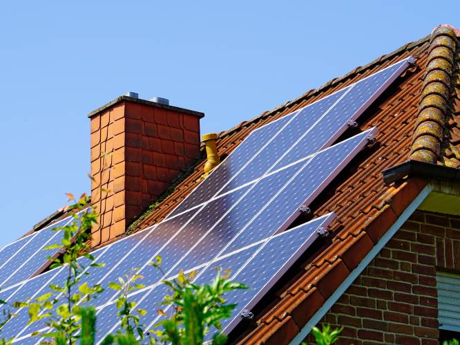 Eigenaars van zonnepanelen injecteren 11 procent minder stroom op het net: zo vergroot je jouw zelfverbruik