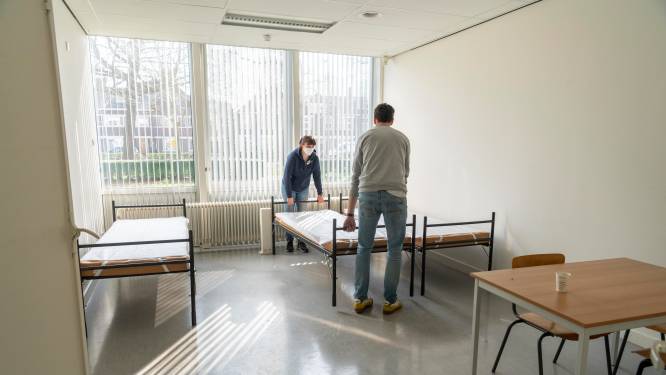 Bedden staan klaar, bestek ligt in de kast: ‘Dag voor dag gaan Oekraïense vluchtelingen binnen komen’