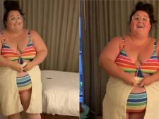 Avec humour, elle montre à quel point les hôtels ne sont pas adaptés aux personnes obèses