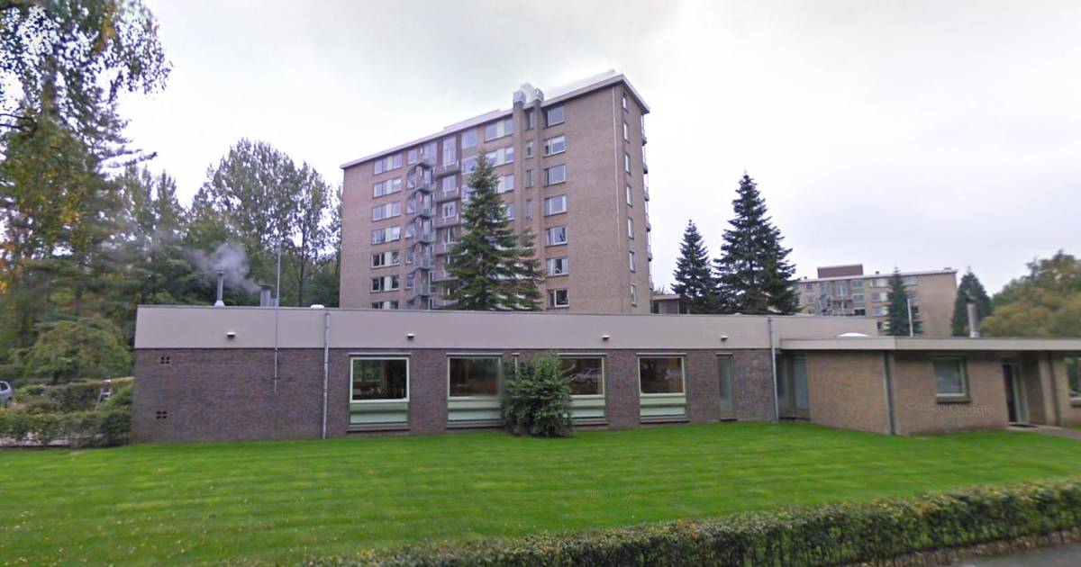 Ouderen van Oisterwijkse serviceflat lopen te hoop tegen 50 meter hoge