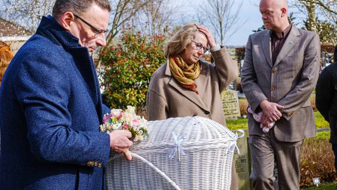42 tips over overleden babymeisje dat in de Lek werd gevonden