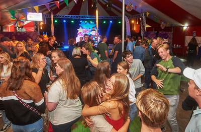 Ook als tweedaags festival is Vijfsterrenfeest in Demen een groot succes