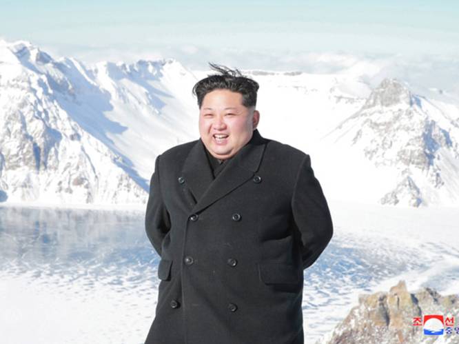 Kim Jong-un beklimt een berg, en dat is heel slecht nieuws