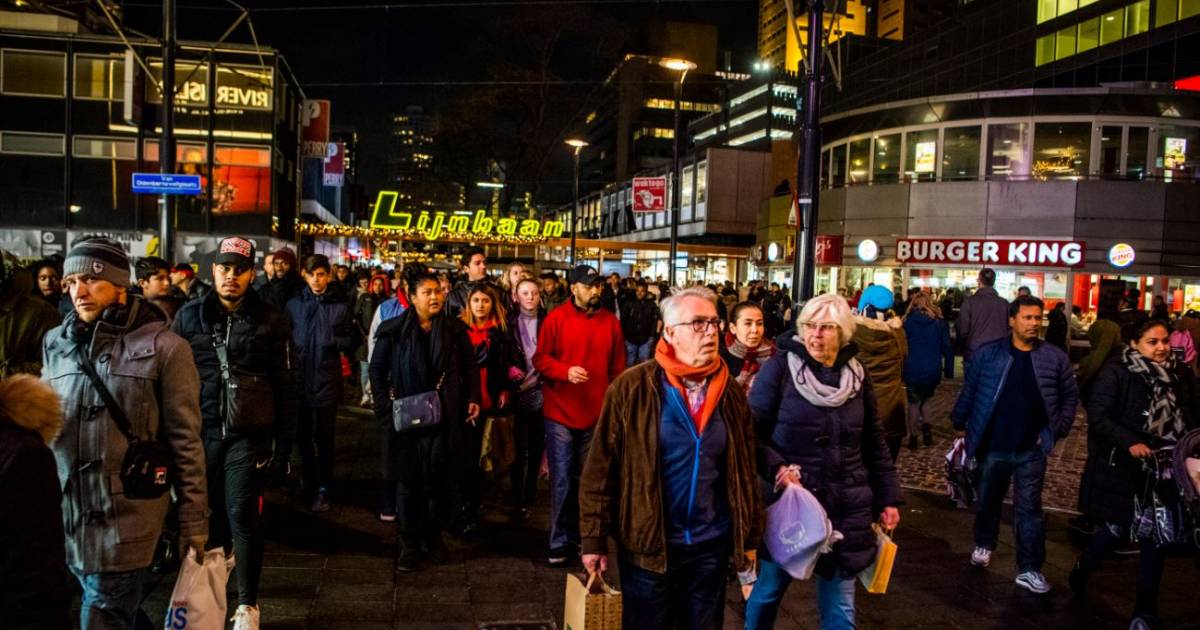 Zoveel extra inwoners kreeg Rotterdam er in één jaar bij | Rotterdam ...