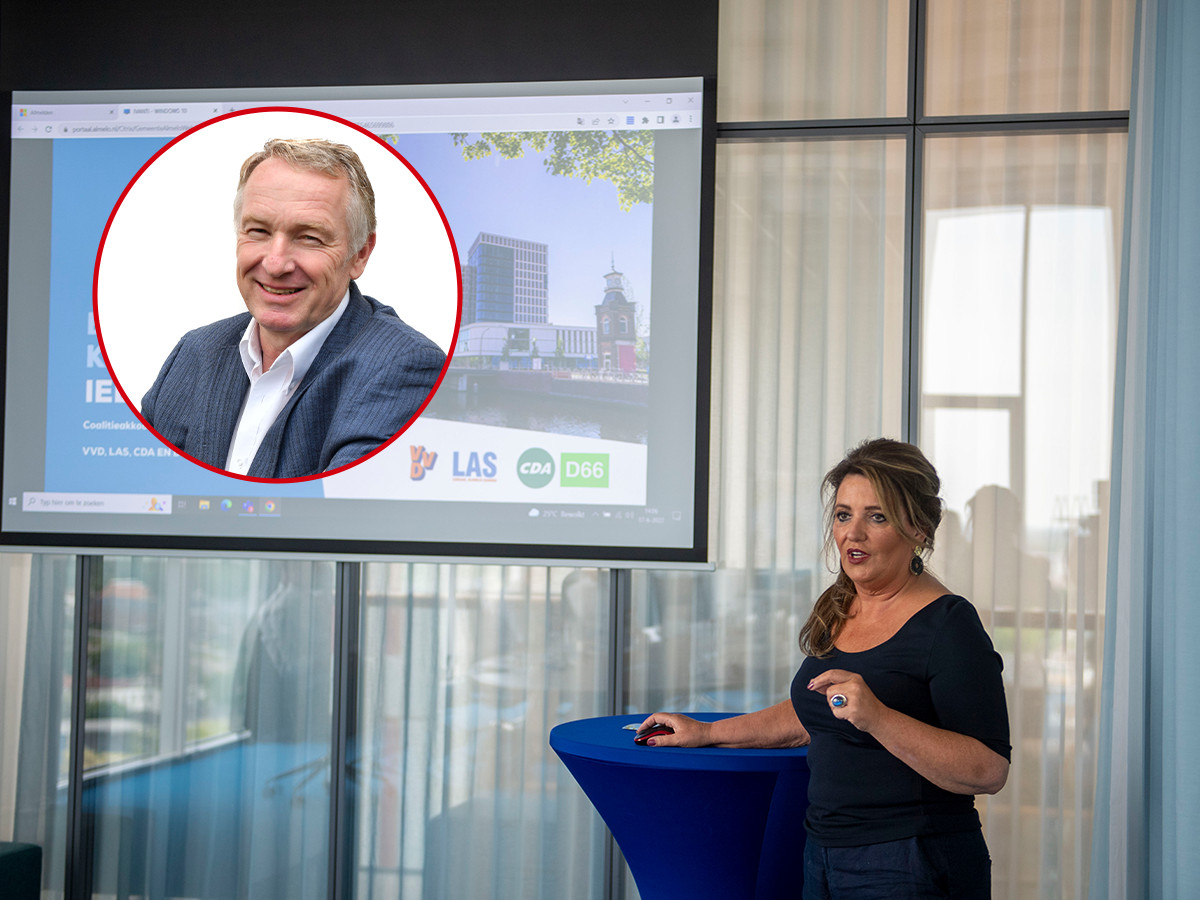 VVD-fractieleider Yvonne Bijenhof bij de presentatie van het Almelose regeerakkoord dit jaar. Deze week kwamen, mede door haar optreden, de eerste barstjes in de coalitie van VVD, CDA, LAS en D66.