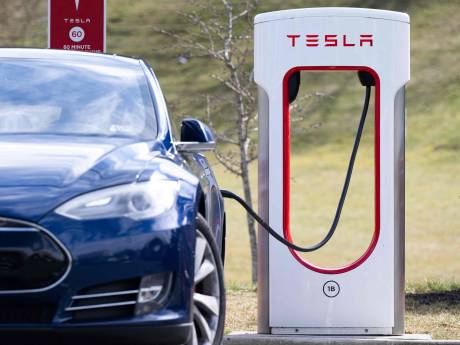 Nederlandse waakhond bekijkt ‘enorm’ datalek bij Tesla, gegevens klanten en bedrijfsgeheimen op straat