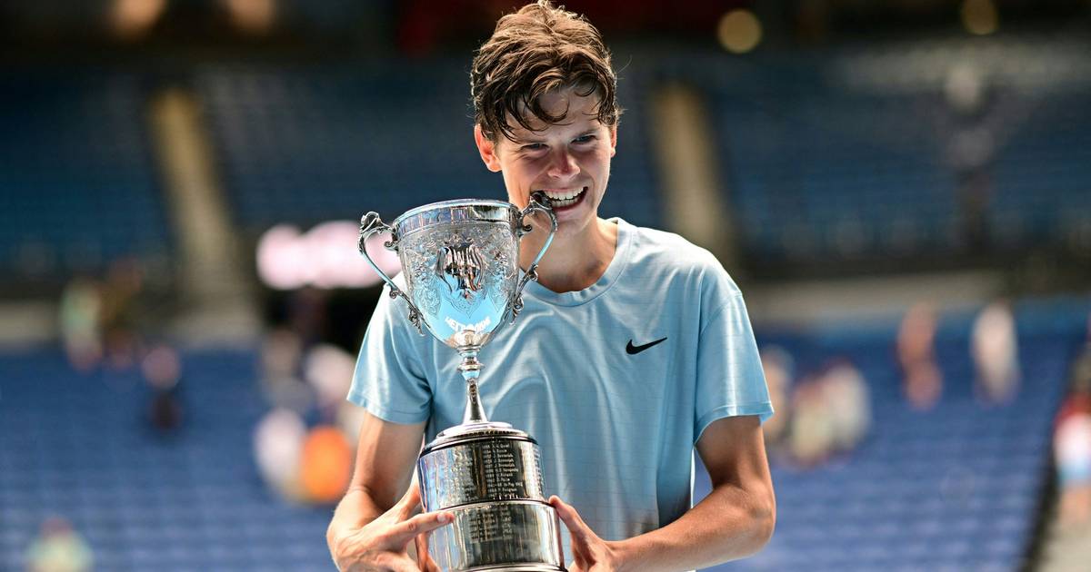 Historical!  17-year-old Alexandre Bloux becomes the first ever young Belgian to win the Australian Open after a bloody tiebreaker: “What a ‘crazy’ match! | Tennis