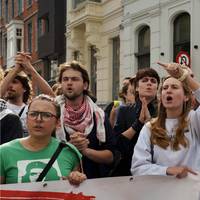 Neen, die studenten verdienen geen applaus. Een beetje mildheid mag misschien wel?