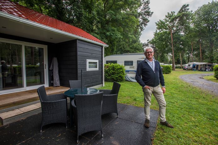 bruid bom Encyclopedie Camping De Reebok mag in Oisterwijk nog twee jaar door van  Natuurmonumenten: 'Allerlaatste uitstel' | De Reebok in Oisterwijk | bd.nl