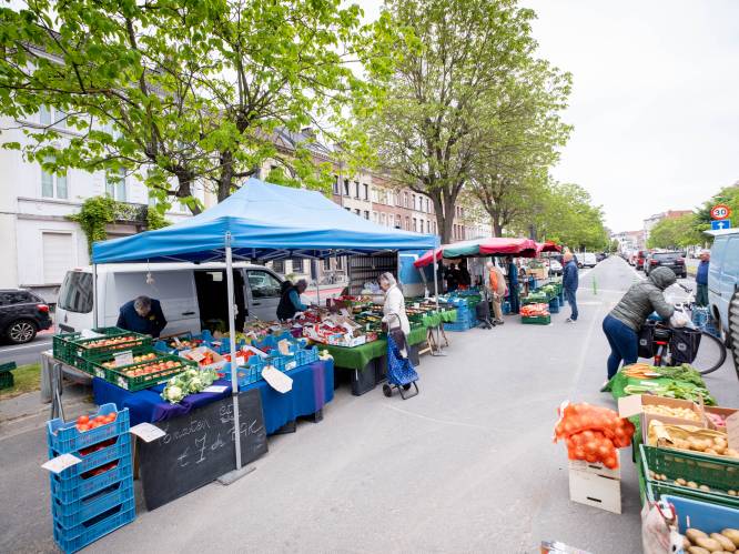 Verhuisde kleinhandelsmarkt goed gestart: “Maar waar blijft elektriciteit?” 