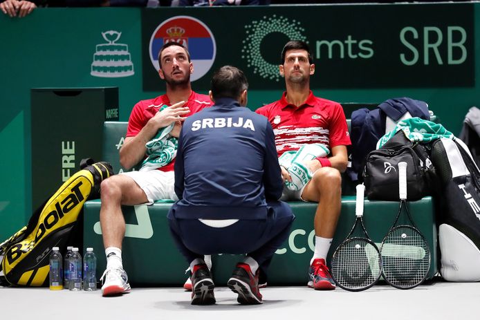 Novak Djokovic en Victor Troicki namens Servië tijdens de Davis Cup Finals.