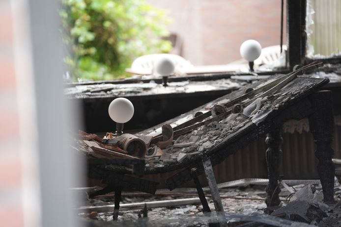 Enorme ravage in woning aan Moreelselaan in Eindhoven na aanslag.
