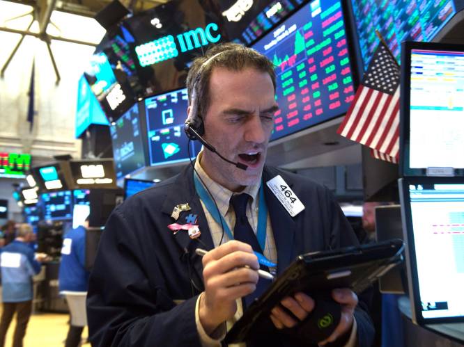 Techsector drukt Wall Street stevig in het rood