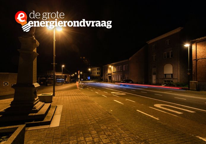 Het Vlaams-Brabantse Herne, waar vanaf 10 oktober 's nachts het licht werd gedoofd tussen 23 en 5 uur. Veel gemeenten zullen in oktober en november dat voorbeeld volgen.
