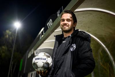 Wanneer ben je een goede hoofdtrainer? Debutant Gijs Noltes (27) uit Hengelo: ‘Alles hangt af van re