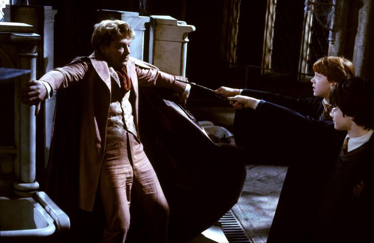 Kenneth Branagh, Rupert Grint en Daniel Radcliffe in Harry Potter and the Chamber of Secrets van Chris Columbus Beeld  