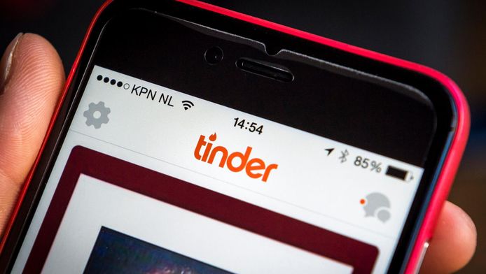 Gebruikers Tinder Hebben Lager Zelfvertrouwen Wonen Ad Nl