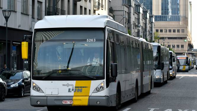 De Lijn fait rouler des bus trop polluants à Bruxelles: “Pas possible de tous les changer en une fois”
