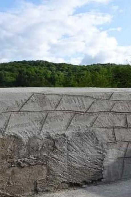 La rénovation d’un pont du 13e siècle vire au “carnage” en France: “Comment est-ce possible?”