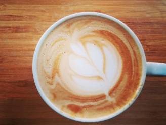 Tijdens het najaar geniet je in deze 7 koffiebars in Mechelen en omstreken van hartverwarmende dranken en meer