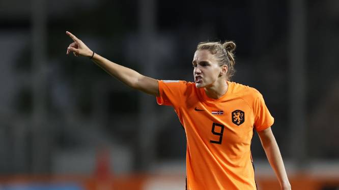Kippenvel bij Vivianne Miedema na wonderlijke ontsnapping in Utrecht: ‘Zo’n wedstrijd speel je nooit meer in je leven’